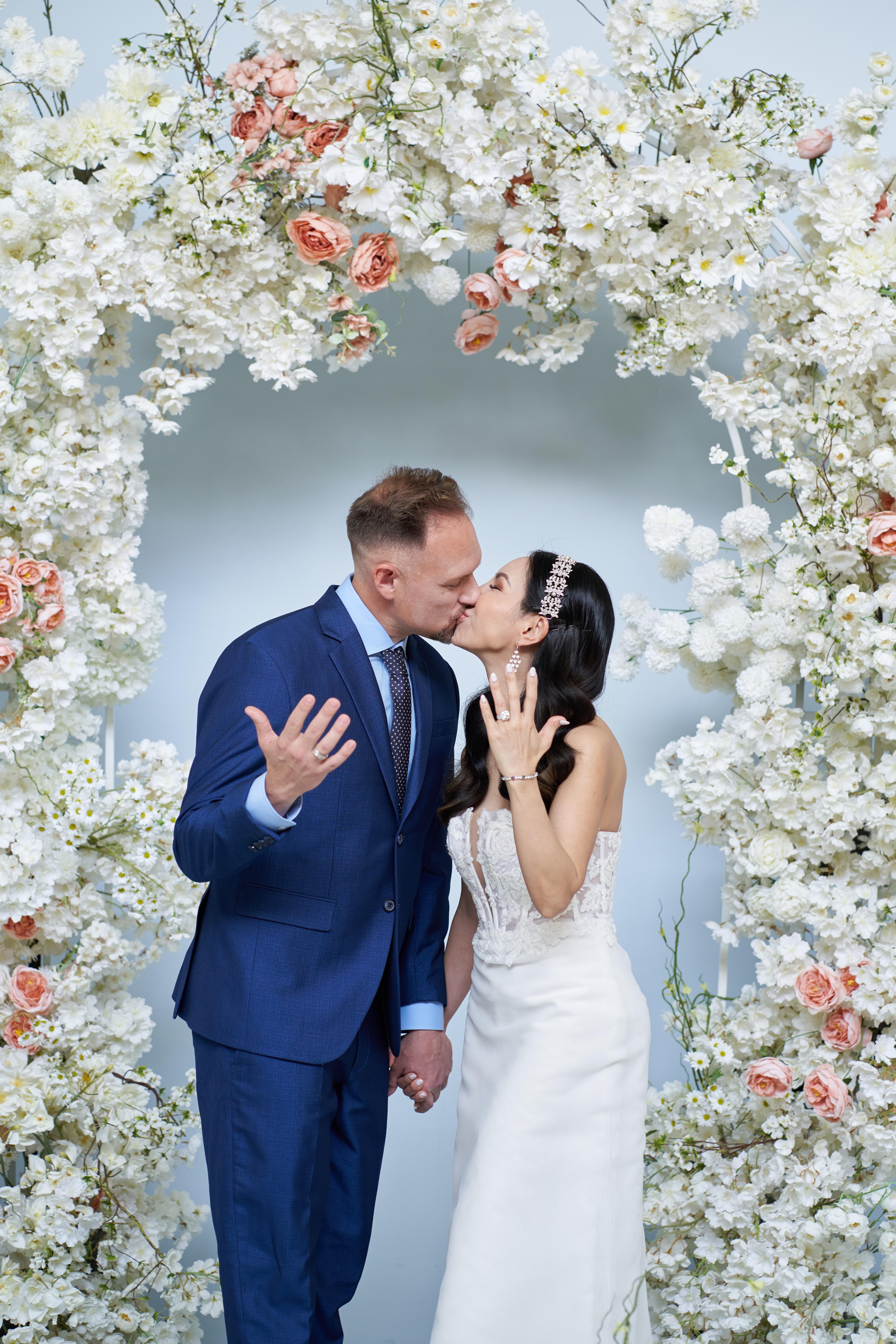 The Wedding Website of Erik Ketelaar and Lana Tran