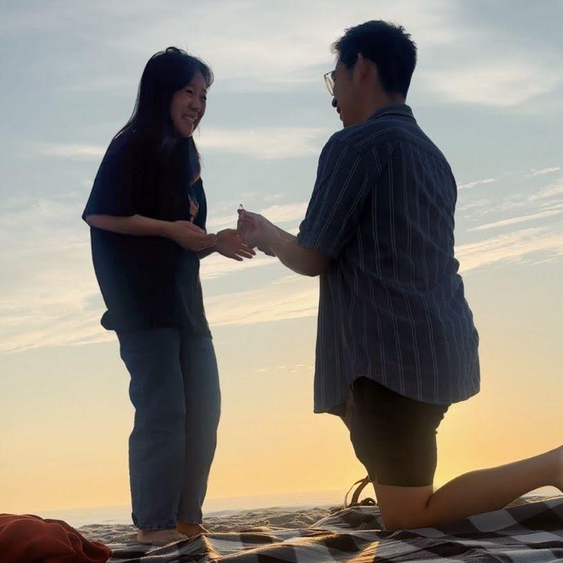 Eliot proposes to Alyson at Sandy Hook beach at sunrise on Aug 12th, 2023