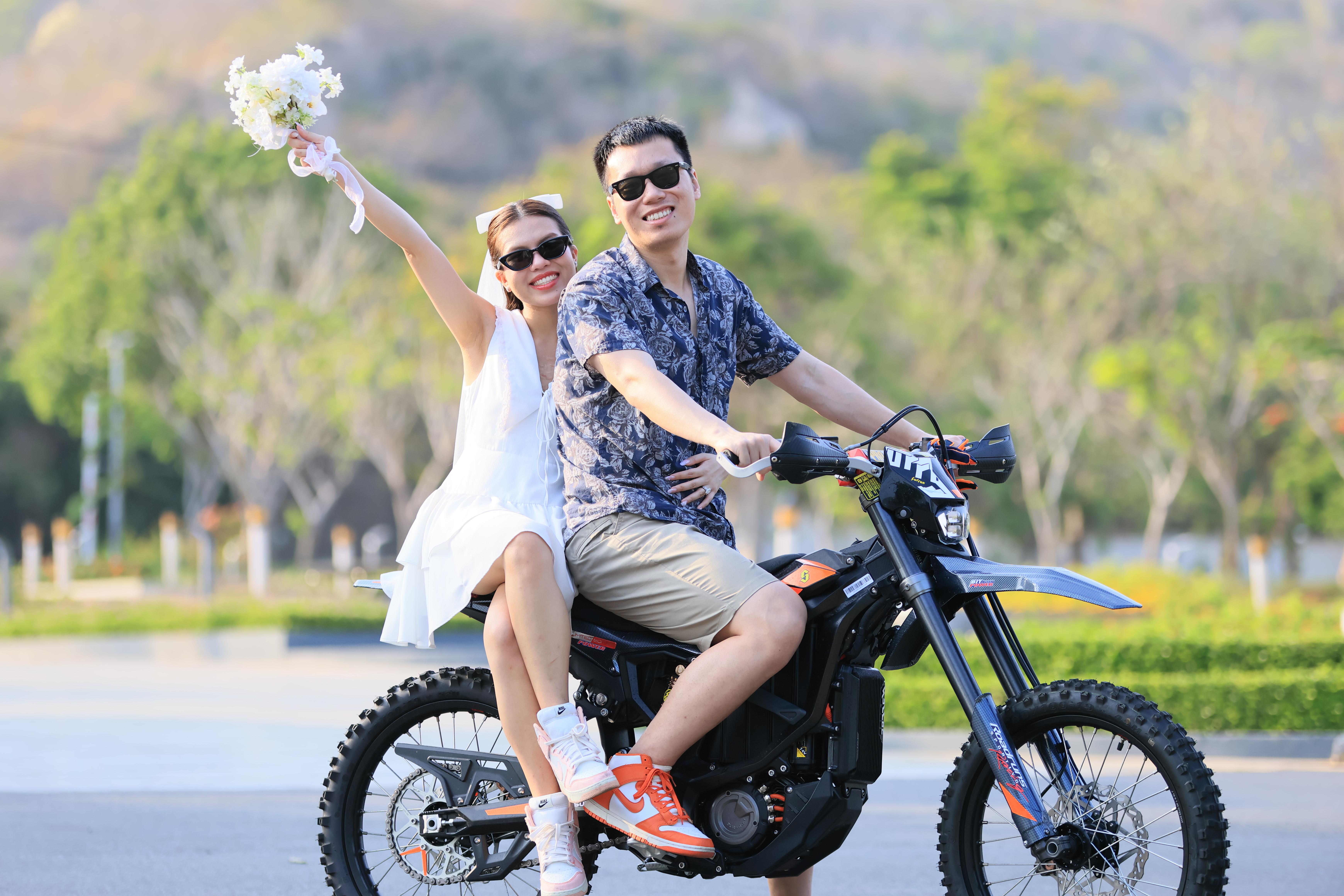The Wedding Website of Vy Le and Trung Han