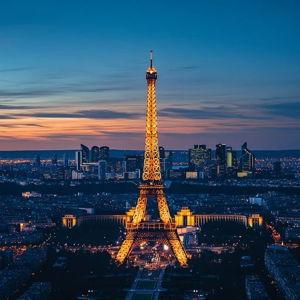 Honeymoon: Picnic at the Eiffel Tower