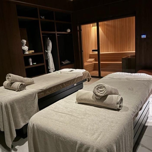 Couples Massage