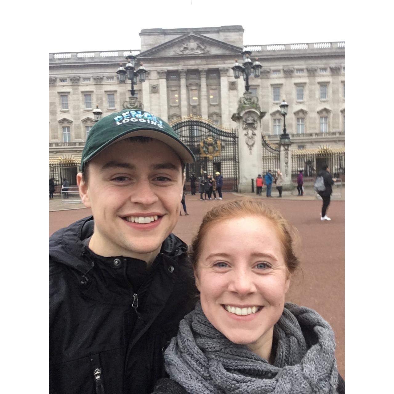 Buckingham Palace 2018! Our European Tour after we officially graduated with our Engineering degrees!