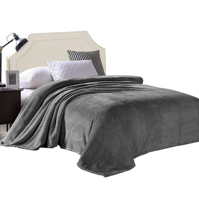Exclusivo Mezcla Waffle Textured Soft Fleece Blanket, Queen Size Bed Blanket, Cozy Warm and Lightweight (Dark Grey, 90x90 inches)