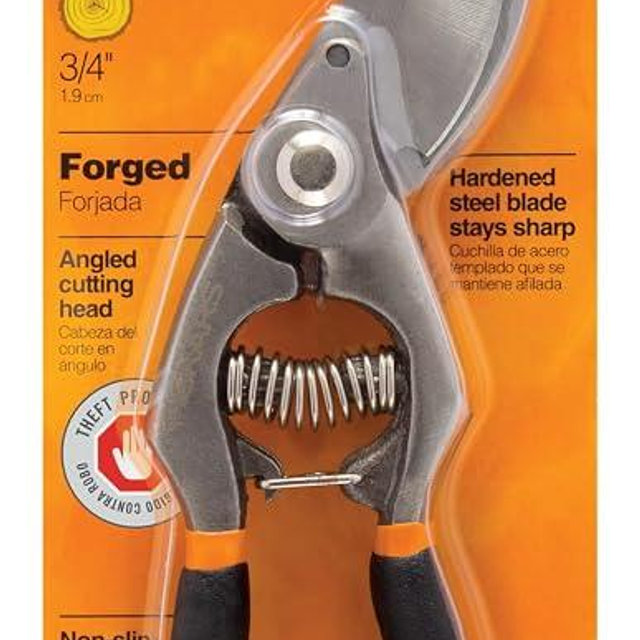 FISKARS® Forged Steel Bypass Pruner - Ultra-Durable, Ergonomic Design for Comfortable Use while Gardening - Cut and Prune Stems and Light Branches up to ¾” diameter - 375 Years of Quality