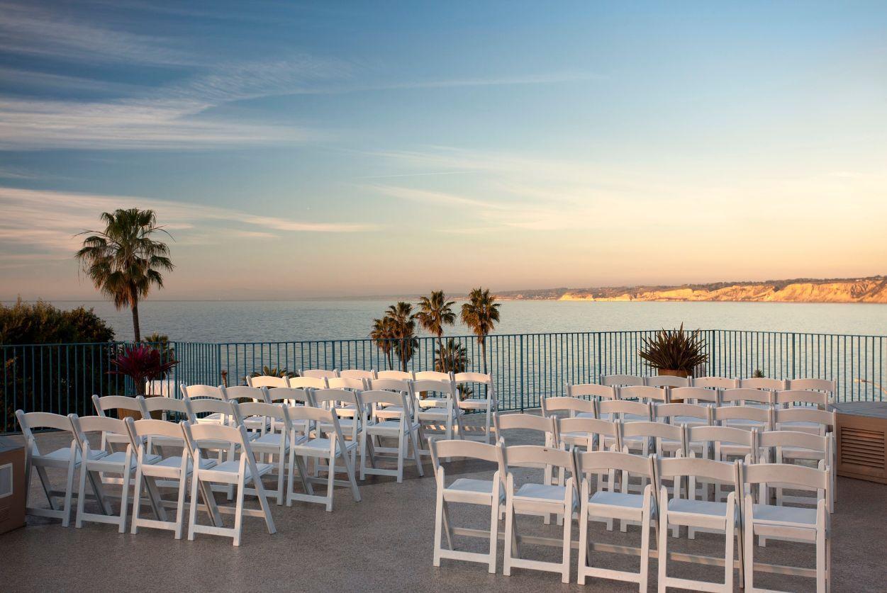 The Wedding Website of Danielle Amelia Duyst and Riley Christopher Riddington