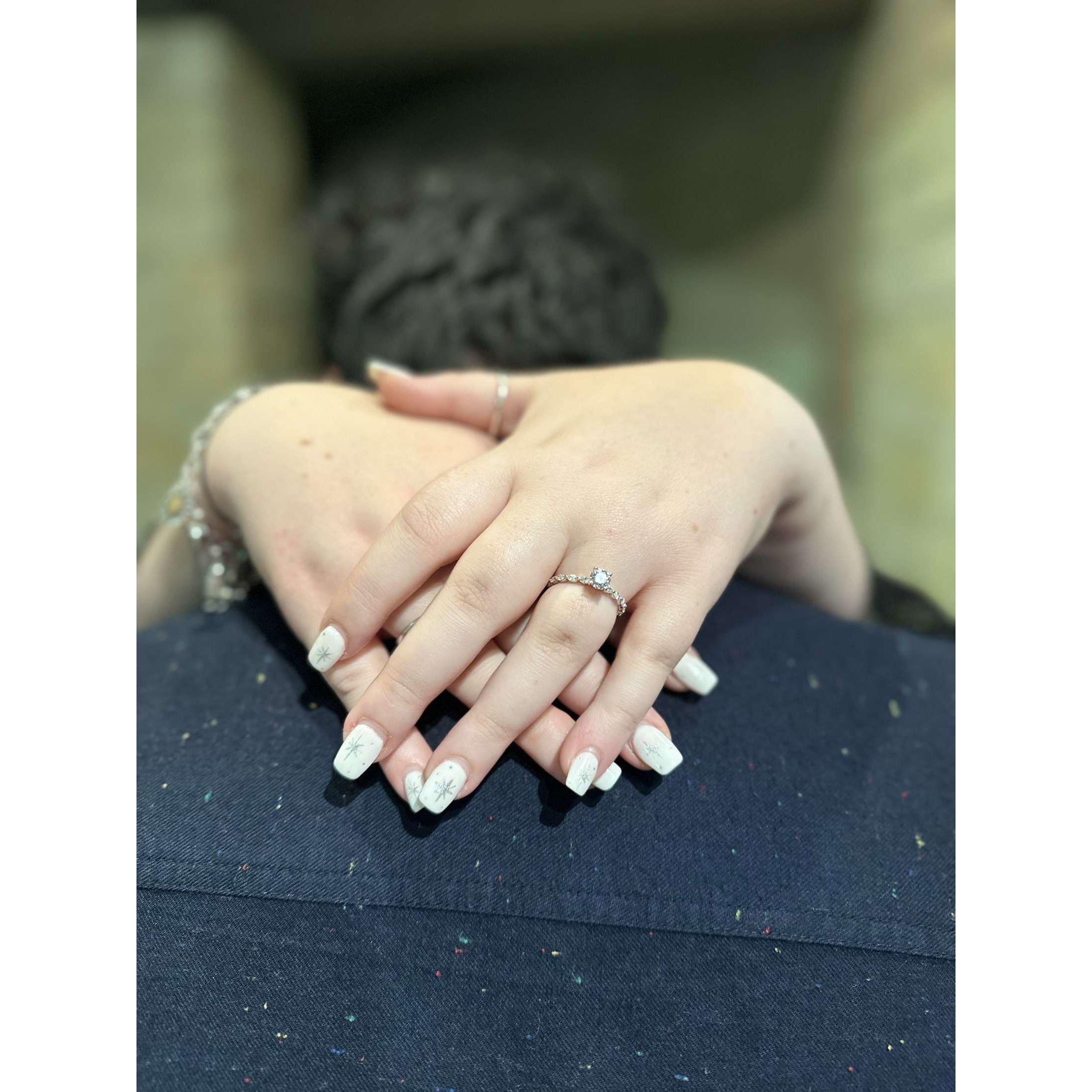 Engagement Ring!!