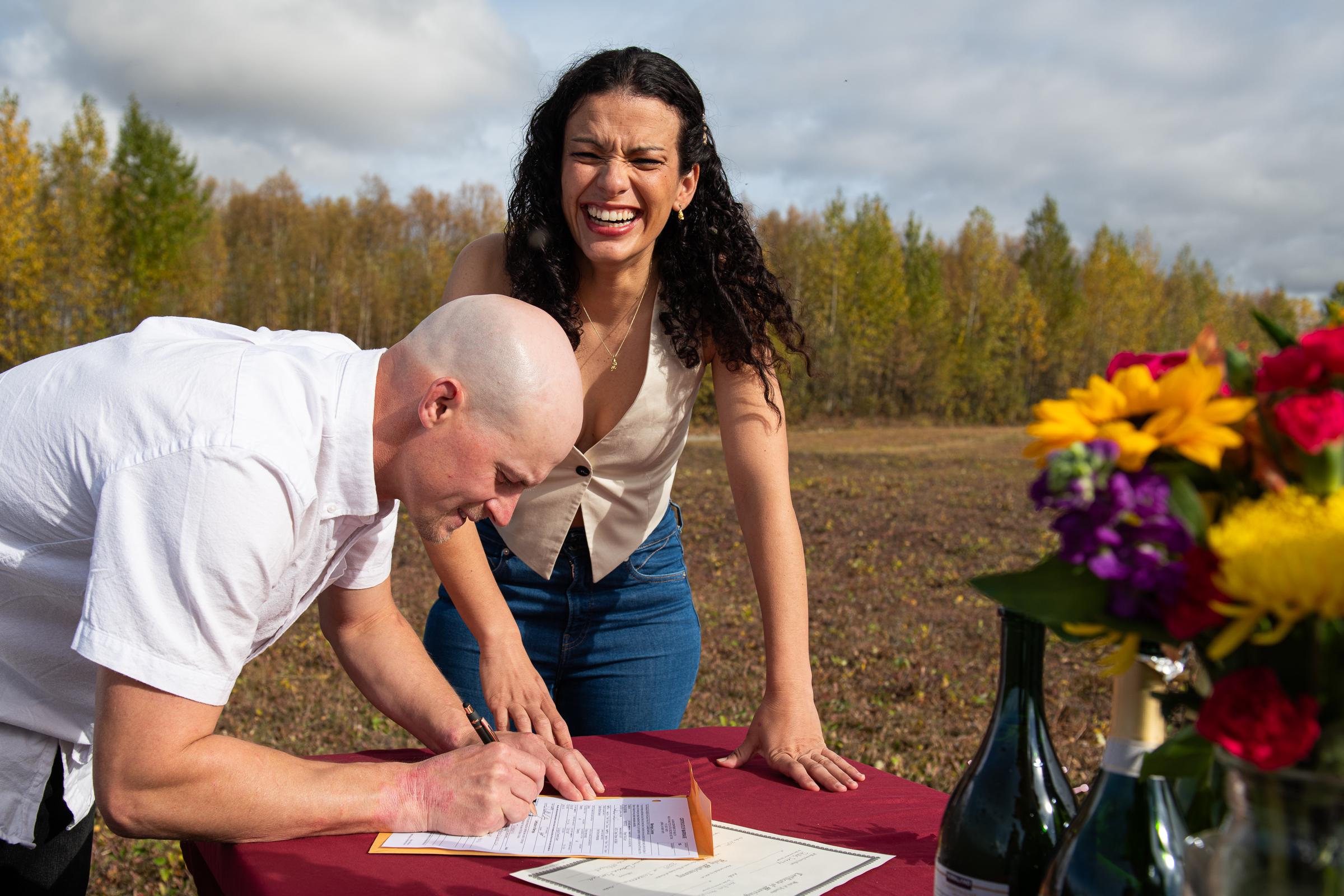 The Wedding Website of Nira Fariña Hernández and Dallas Seavey