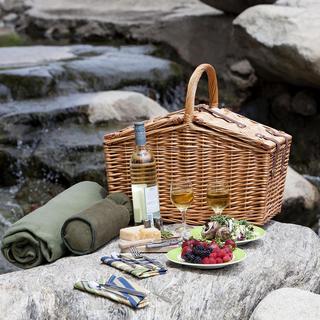 2-Person Somerset Picnic Basket