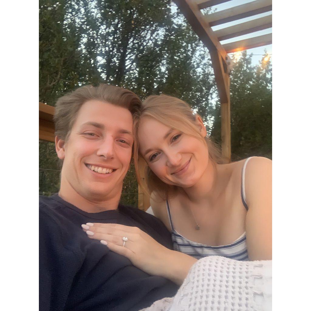 SHE SAID YESS!