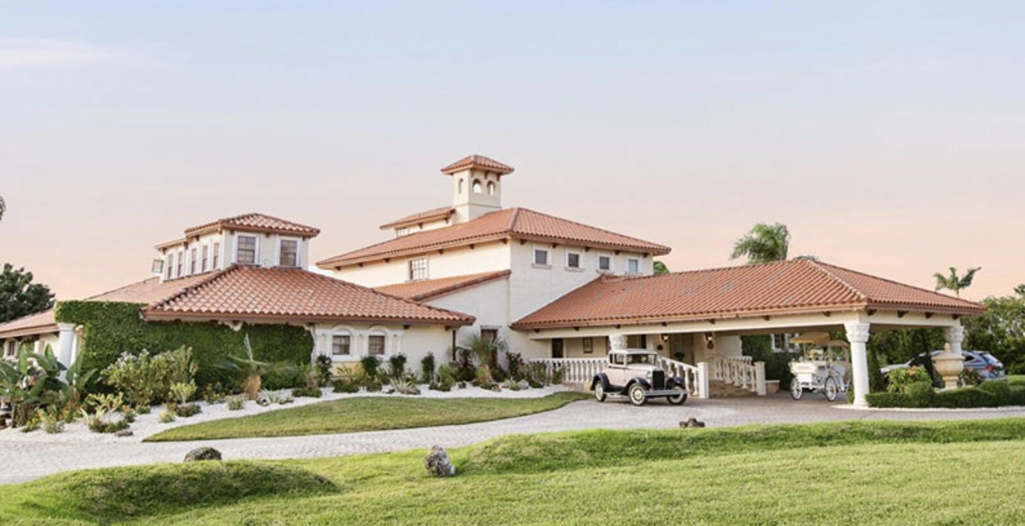The Wedding Website of Elizabeth Medina and David Fung Sang