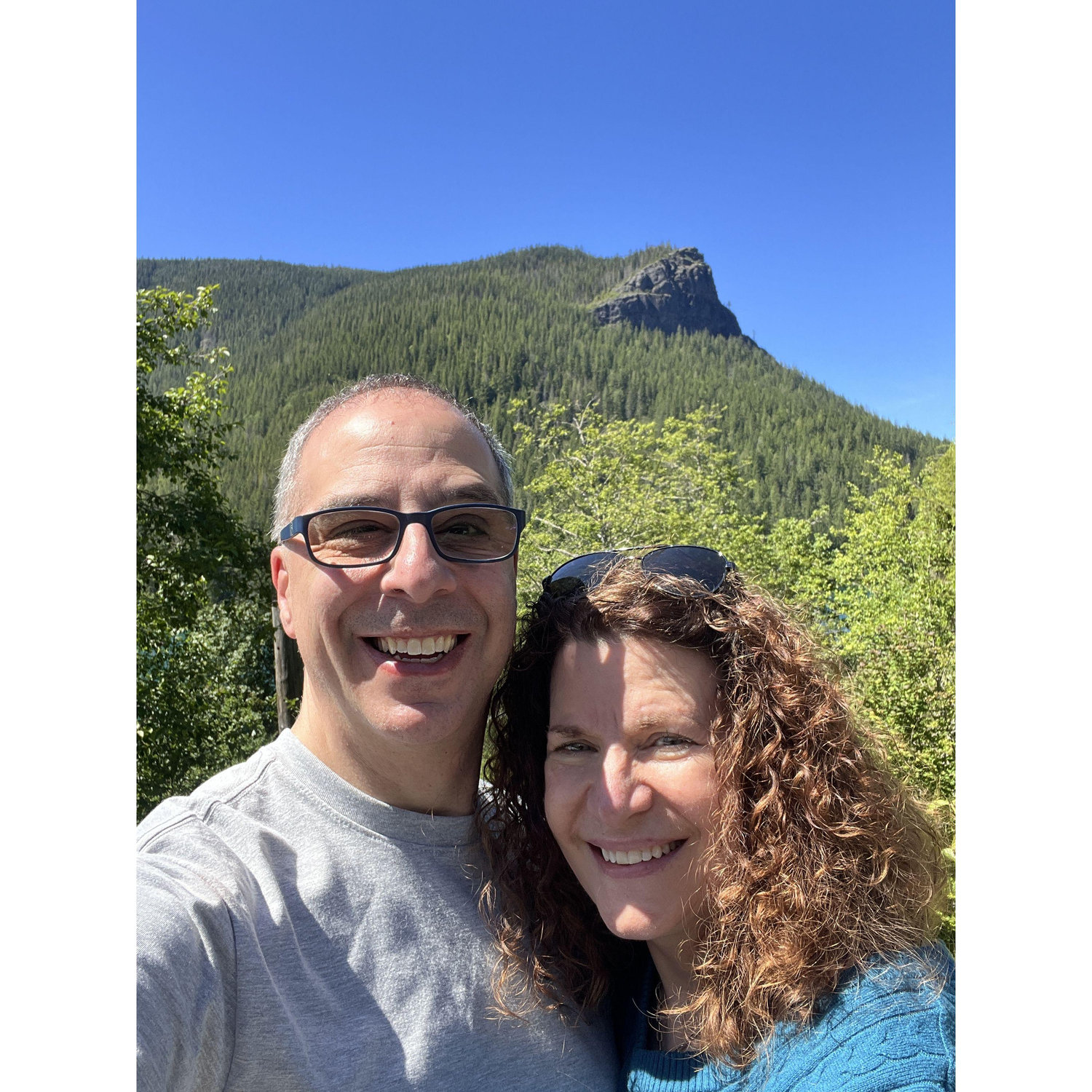 Rattlesnake Ledge ❤️☀️ One of our favorite places to soak up the beauty of the PNW!