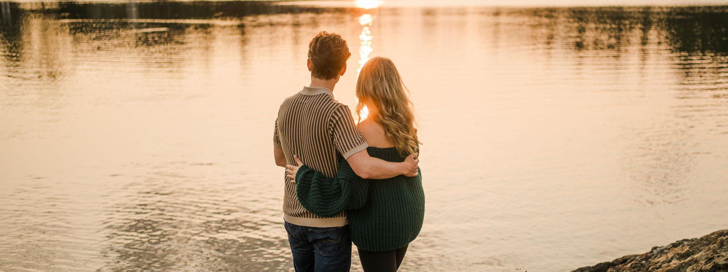 The Wedding Website of Shannon MacFarlane and Jesse Heinz