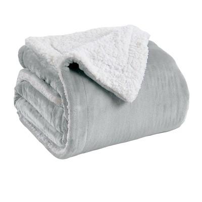 Great Bay Home Reversible Velvet Plush Sherpa Blanket