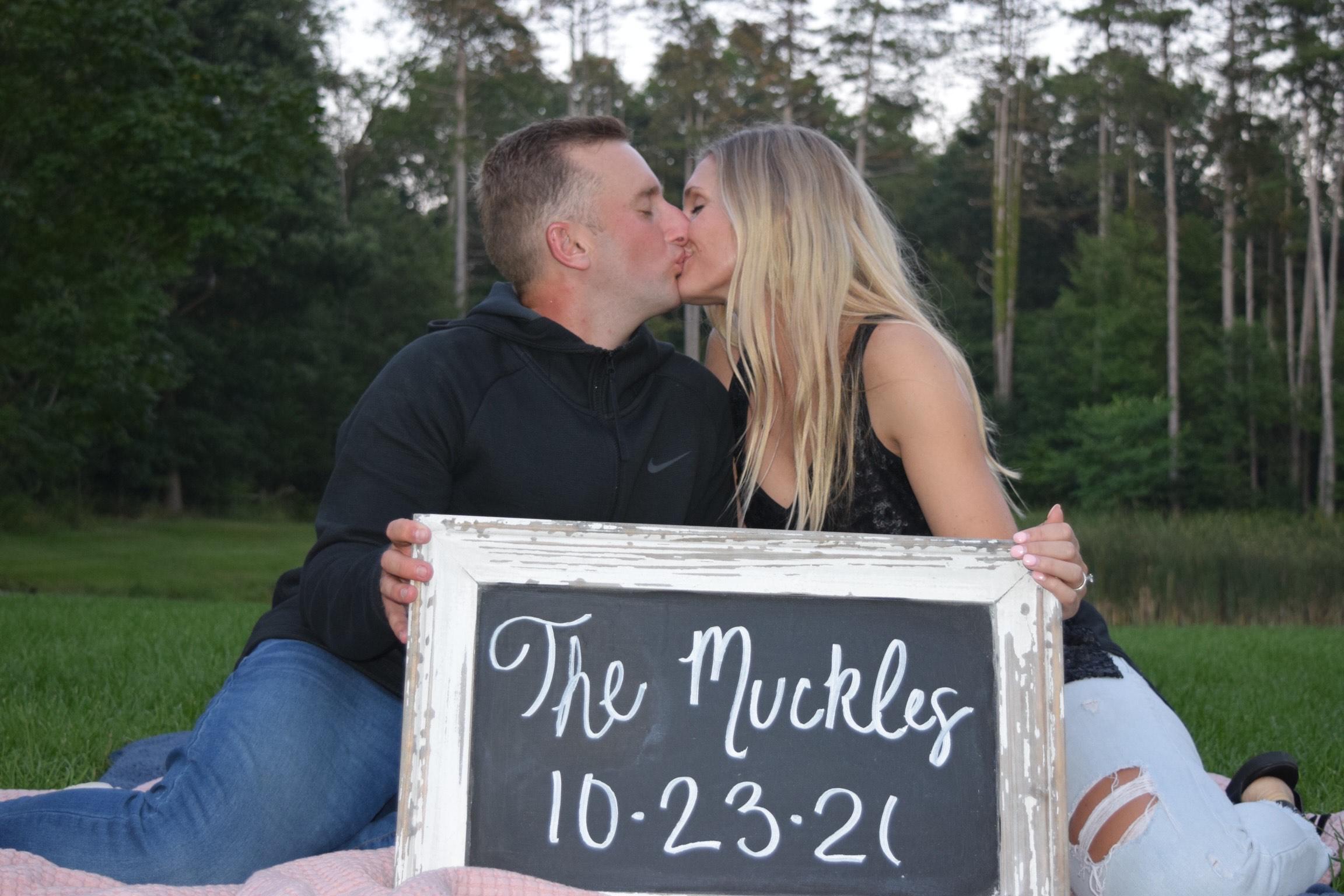 The Wedding Website of Aubree Deroo and Dean Muckle