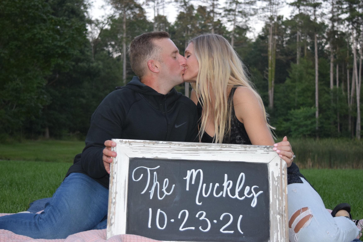 The Wedding Website of Aubree Deroo and Dean Muckle