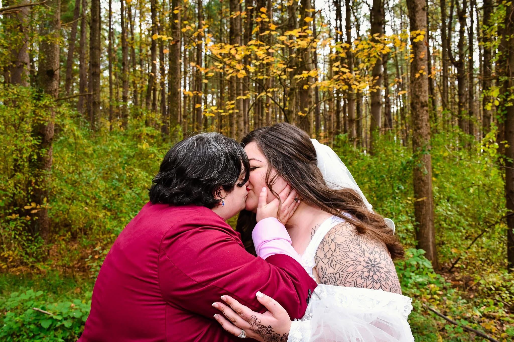 The Wedding Website of Elizabeth Chaudry and Beth Banister