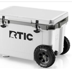 RTIC 52 QT Ultra-Light Wheeled Cooler