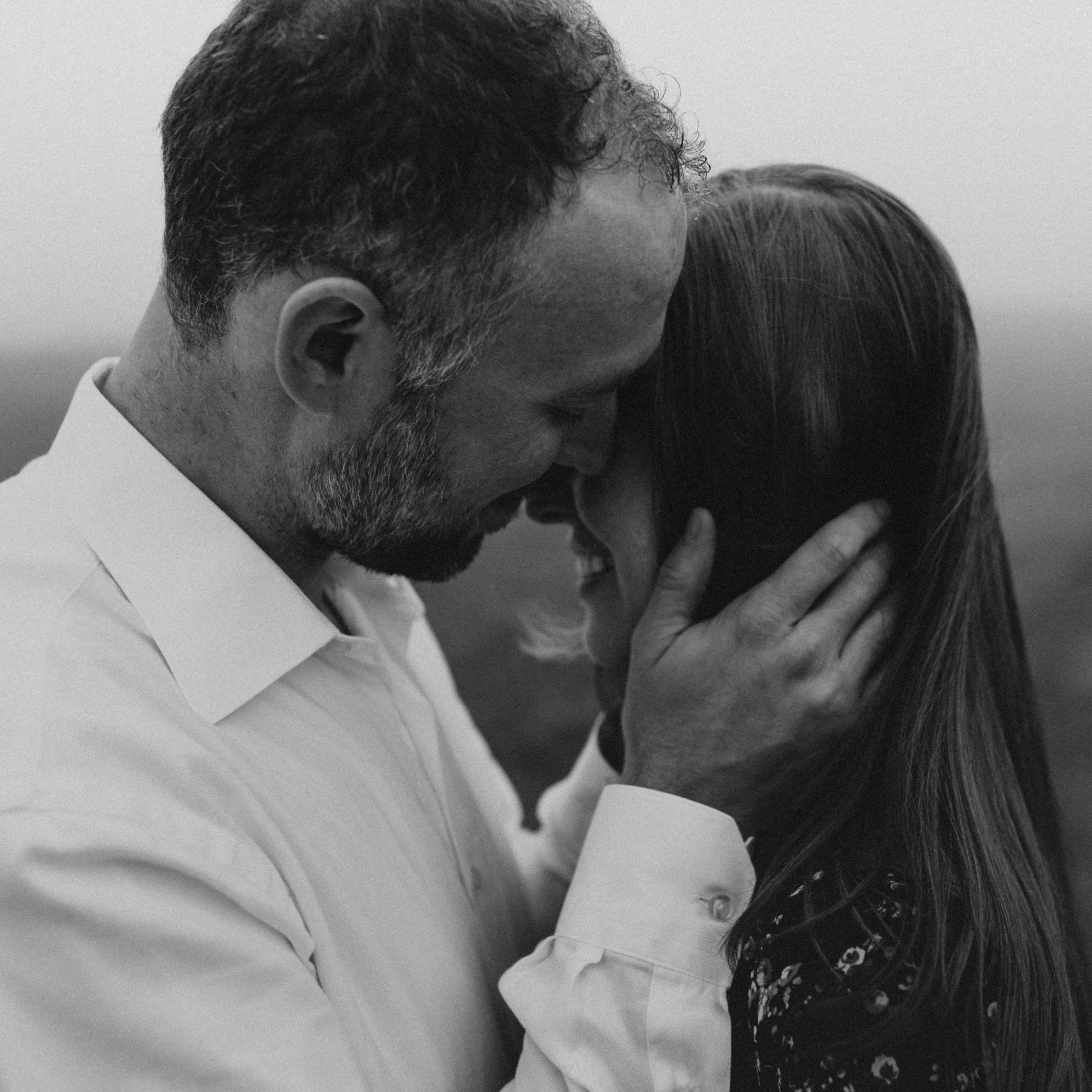 Engagement photos at Cole Mountain (Alexa Ann Photography)