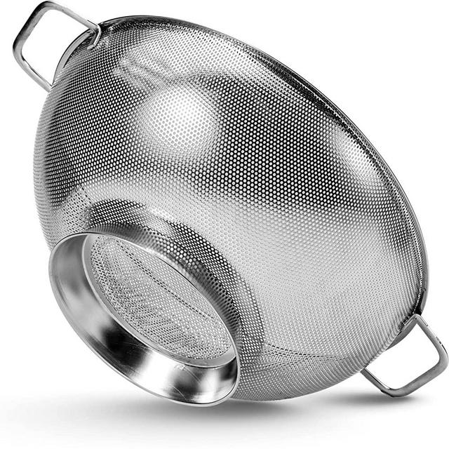 PriorityChef Colander, Stainless Steel Kitchen Strainer For Washing Rice, Pasta And Small Grains, 5 Qrt