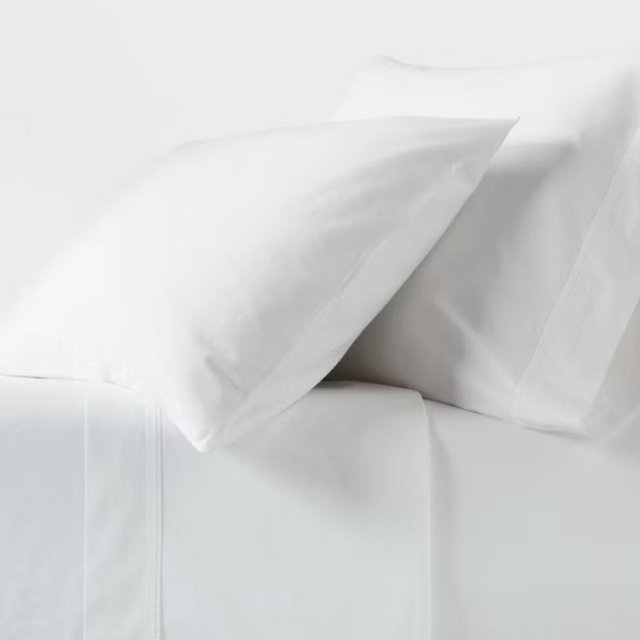 Queen 250 Thread Count Organic Percale Sheet Set True White - Threshold™: GOTS Certified, Includes 4 Pieces, Fits up to 18" Mattress - Queen, White