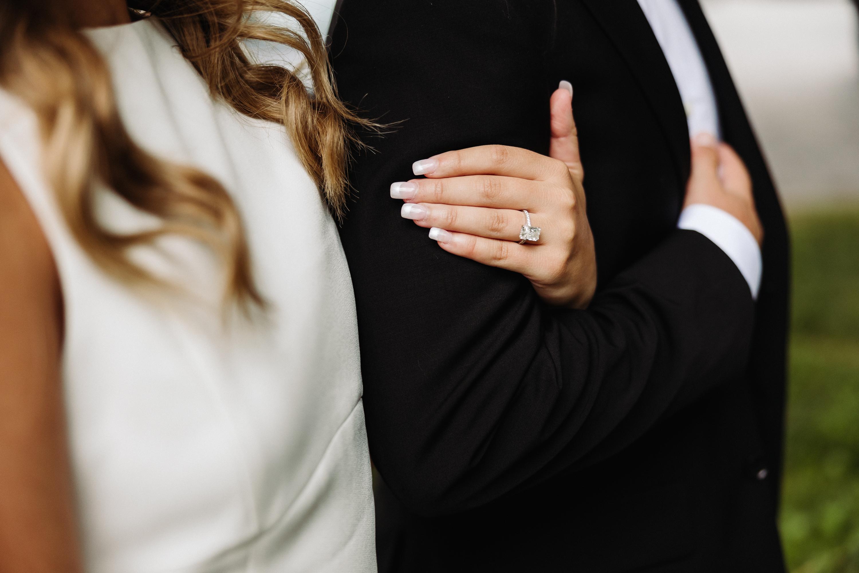 The Wedding Website of Kirsten Longueira and Logan Brown