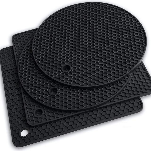 Q's Inn Silicone Pot Holders and Trivet mats Heat Resistant to 440°F to Protect Your Table and countertop Contains 4 Pieces 2 Round and 2 Squared (Dark Black)