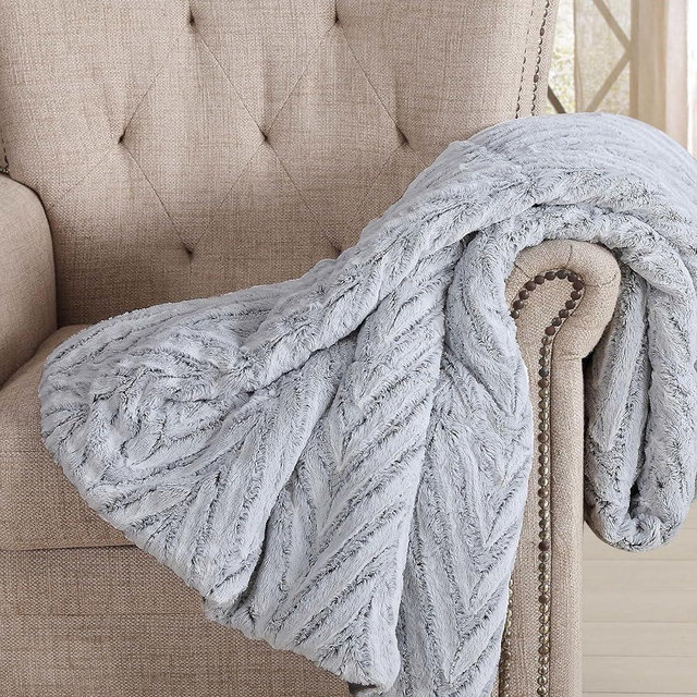 Christian Siriano NY® Grey Chevron Throw in Gift Box, Grey Polyester, 1-Piece Giftable Throw Blanket, Geometric Themed, OEKO-TEX Certified Confidence