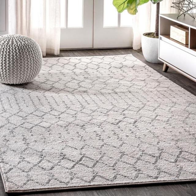 9'x 12' Morrocan Hype Boho Vintage Diamond Area Rug, Cream/Gray - JONATHAN Y