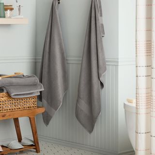 Everyday Dobby Border Bath Towel, Set of 4