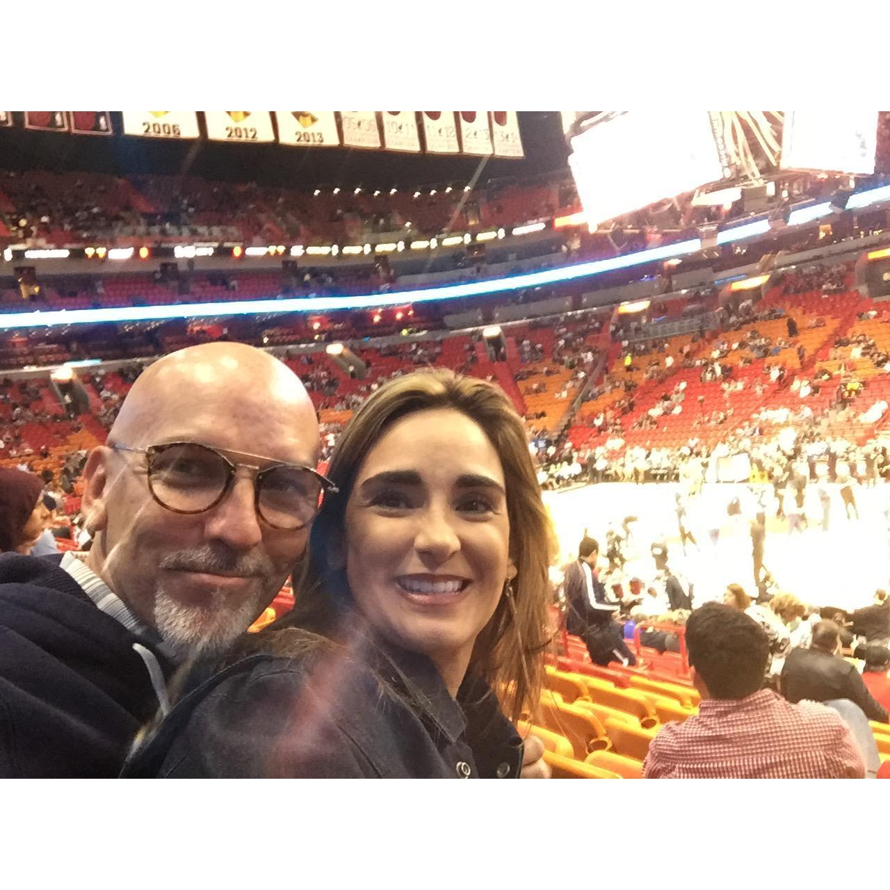 En un juego del Miami Heat en el American Airlines Arena de Miami. Go Heat, Go! jeje