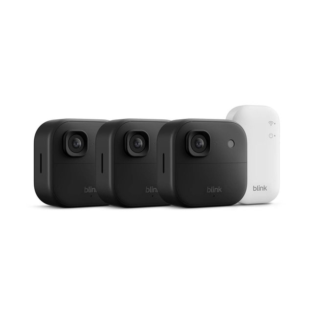 Blink Outdoor 2K+ Wireless Smart Security Camera, 2K Video Resolution, Enhanced Audio. Sync Module Core included. 3 Camera system - Black