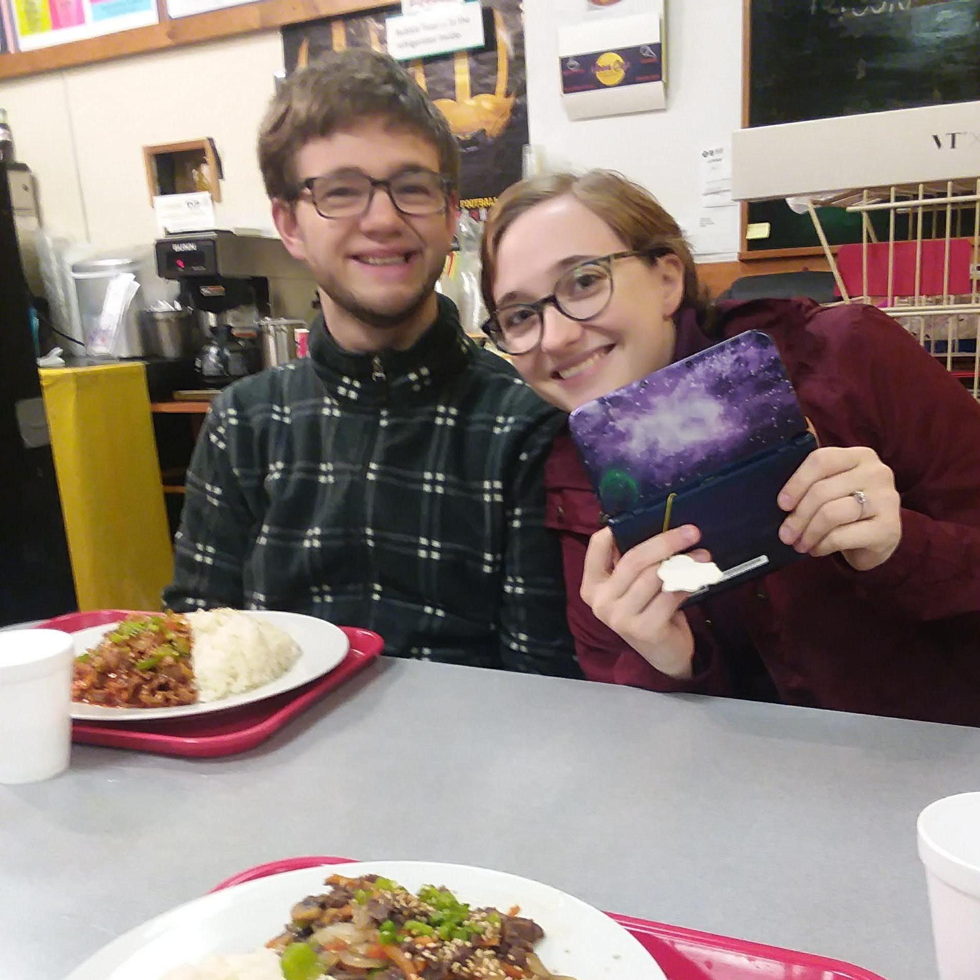 11.2.2019 - Ann Arbor, MI
Grabbing a bite to eat and playing games with Willow at Moon Cafe.