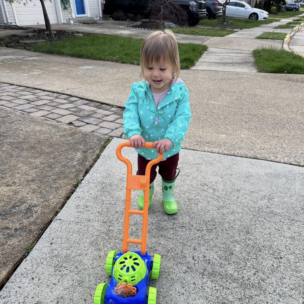 Reagan just steps from Sarah’s front door #neighbors