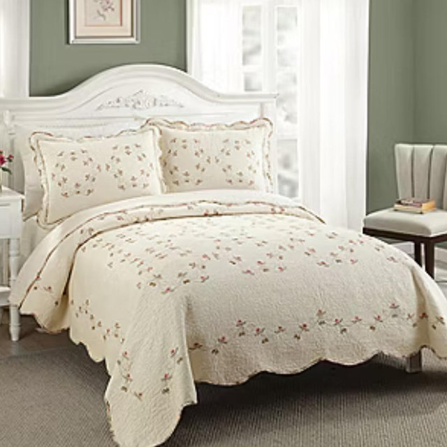 Modern Heirloom Felisa Embroidered Quilt Set - Beige