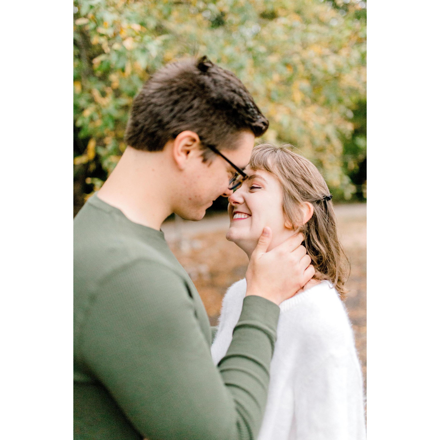 Engagement Photos taken by Rachel Gilster in November 2020.