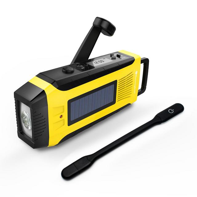 RunningSnail AM/FM NOAA Weather Emergency Solar Digital Crank Radio with 3W LED Flashlight, SOS Alarm & 2000MAh Power Bank（Yellow）