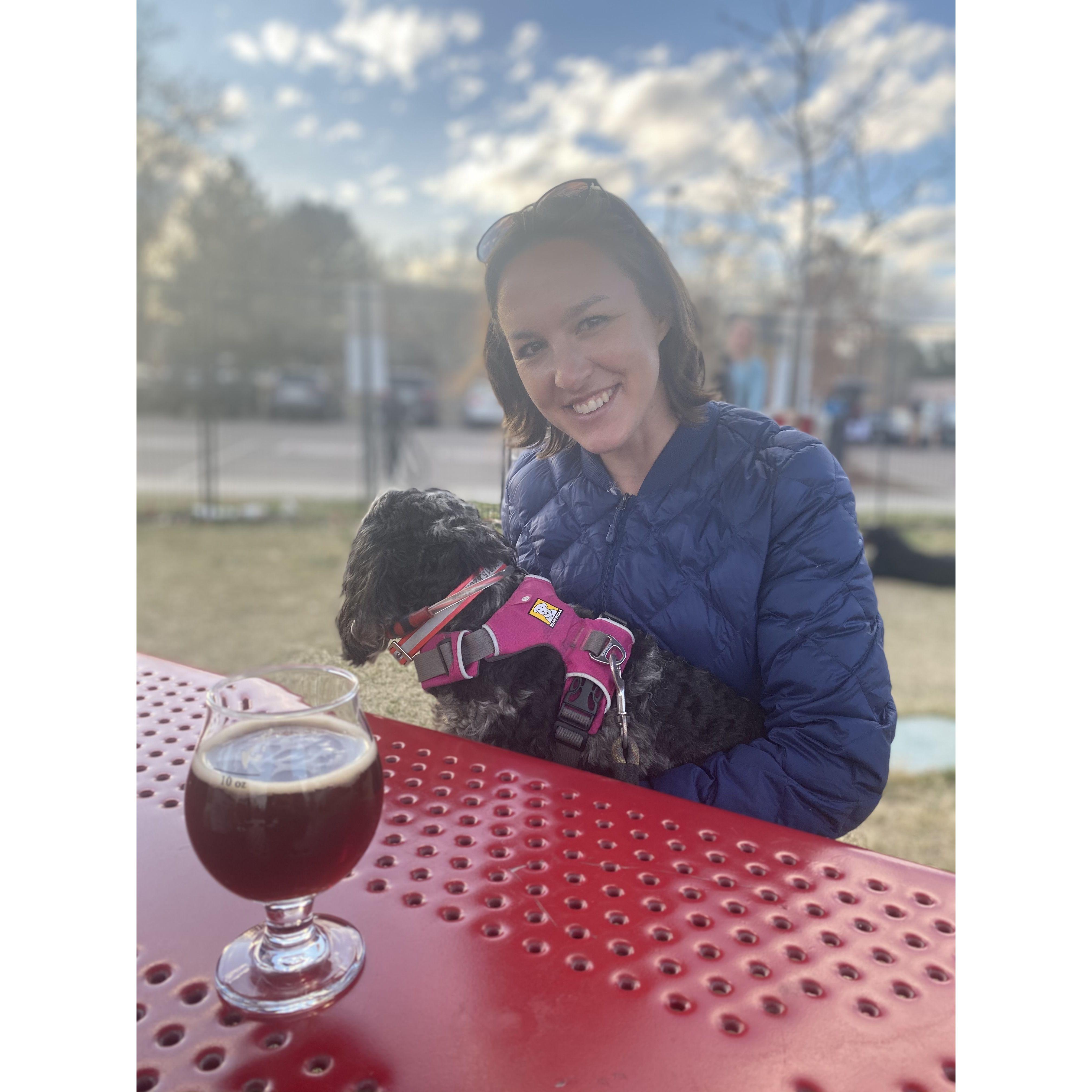 Sierra, one of Jan's closest friends since junior high and Jan's head lady for this event. Sierra and Li'l Honey (70lb ham, 14" tall) are coming in from either FL, TX or UT, all places Sierra lives.