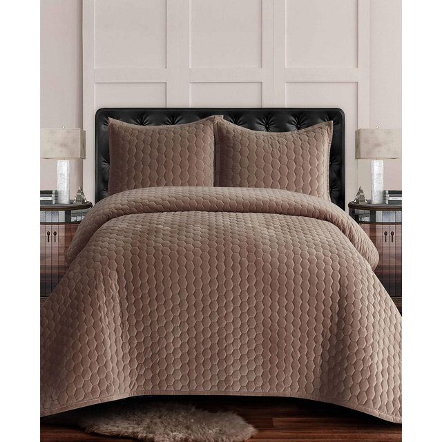 Tribeca Living Lugano Honeycomb Velvet Oversized Solid 3 piece Quilt Set, King
