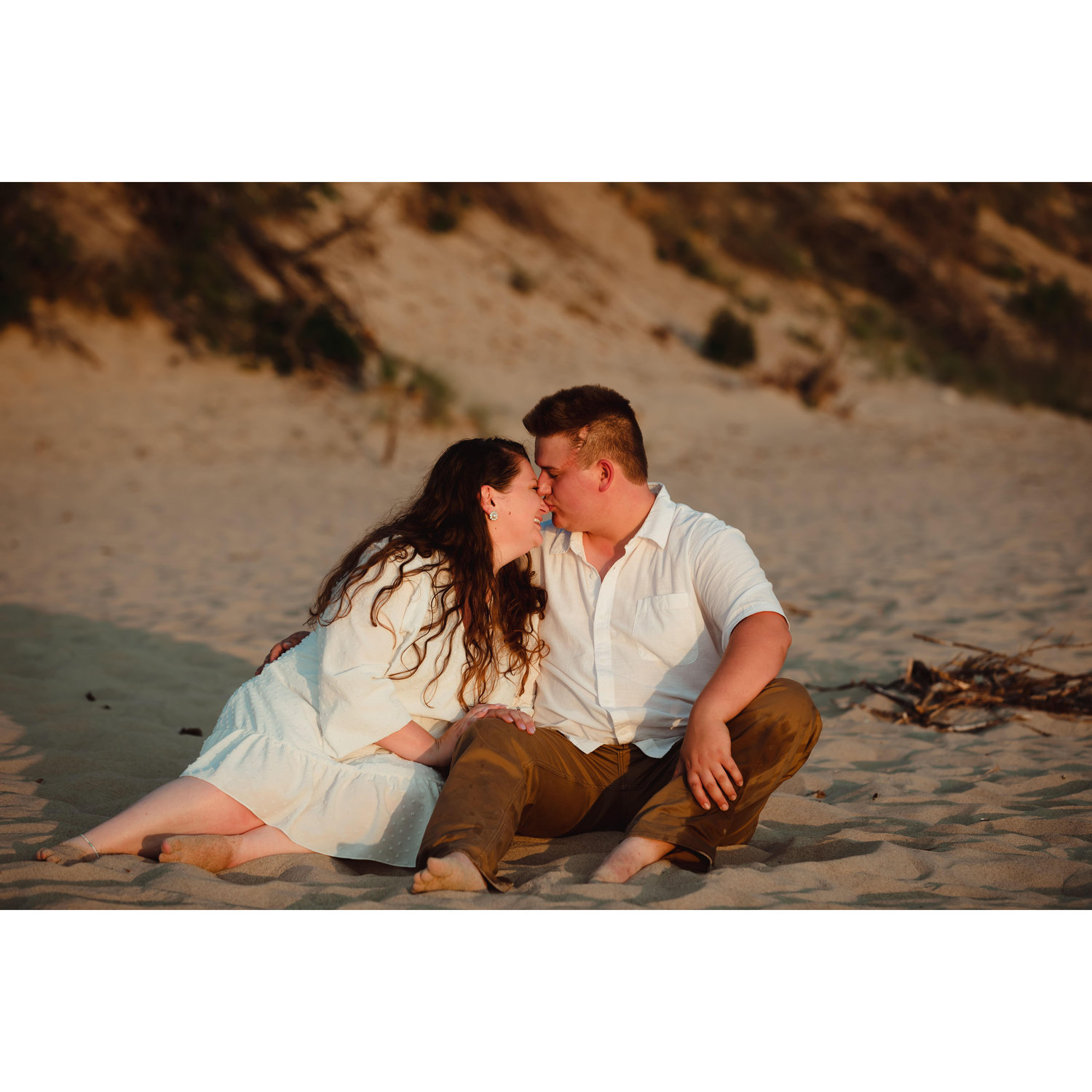 Engagement pictures by Lynzee Harrison Photography