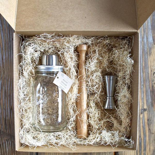The Mason Shaker Gift