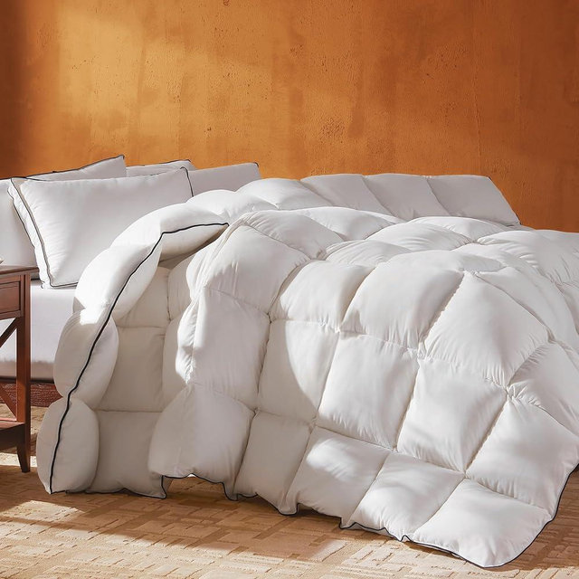 Richtry Goose Feather Down Fiber Comforter California King Size, Fluffy Cotton Quilted White Duvet Insert, Ultra-Soft, Breathable, Luxury Bedding Comforter All Season with Corner Tabs, 104x 96Inch