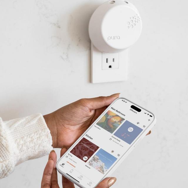 Pura Smart Fragrance Diffuser
