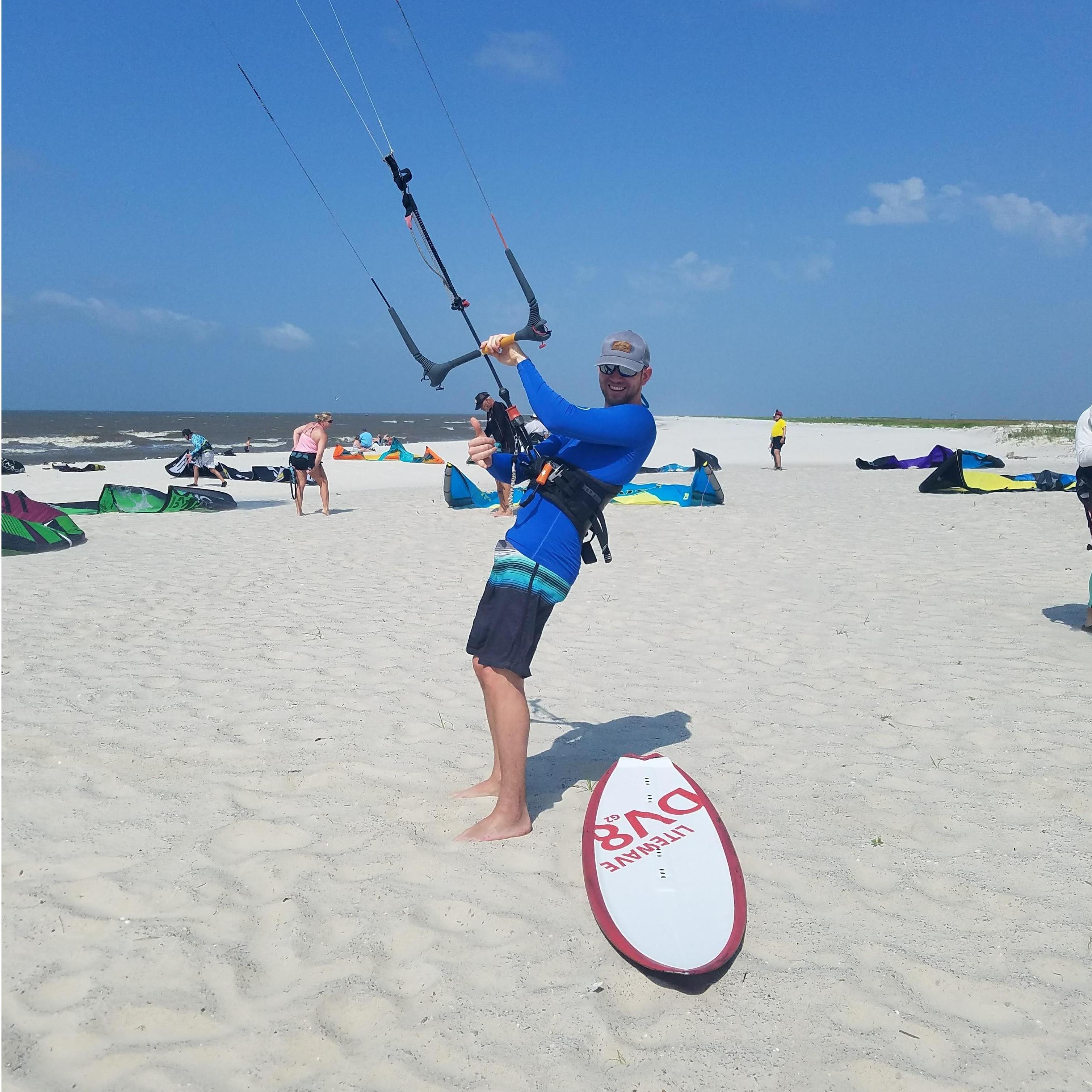 Robert's First Kite-sesh back on the water after breaking his ankle! Healing only took about 3 months! This one is a champ!