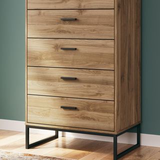 Deanlow 5-Drawer Chest