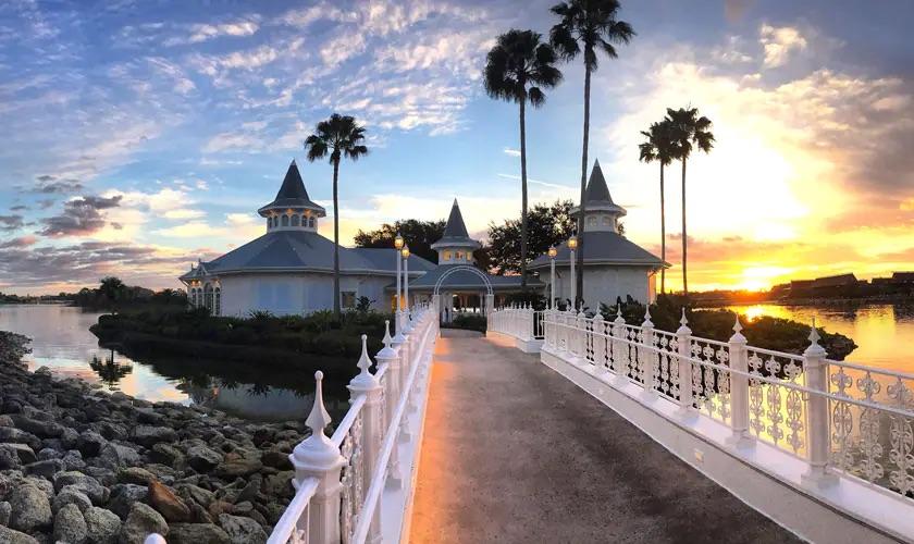 The Wedding Website of Caroline McManus and Matthew Carlman