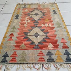 Handmade Small Square Kilim, Decorative Interior Design Lovely Geometric Pattern Pale Home Rug, Turkish Wall Rug 2'7'' X 3'10''/ 79x116cm