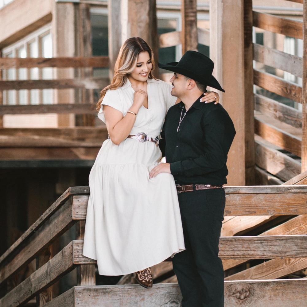 The Wedding Website of Laura López and Gillermo Gómez