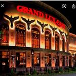 Grand Lux Cafe