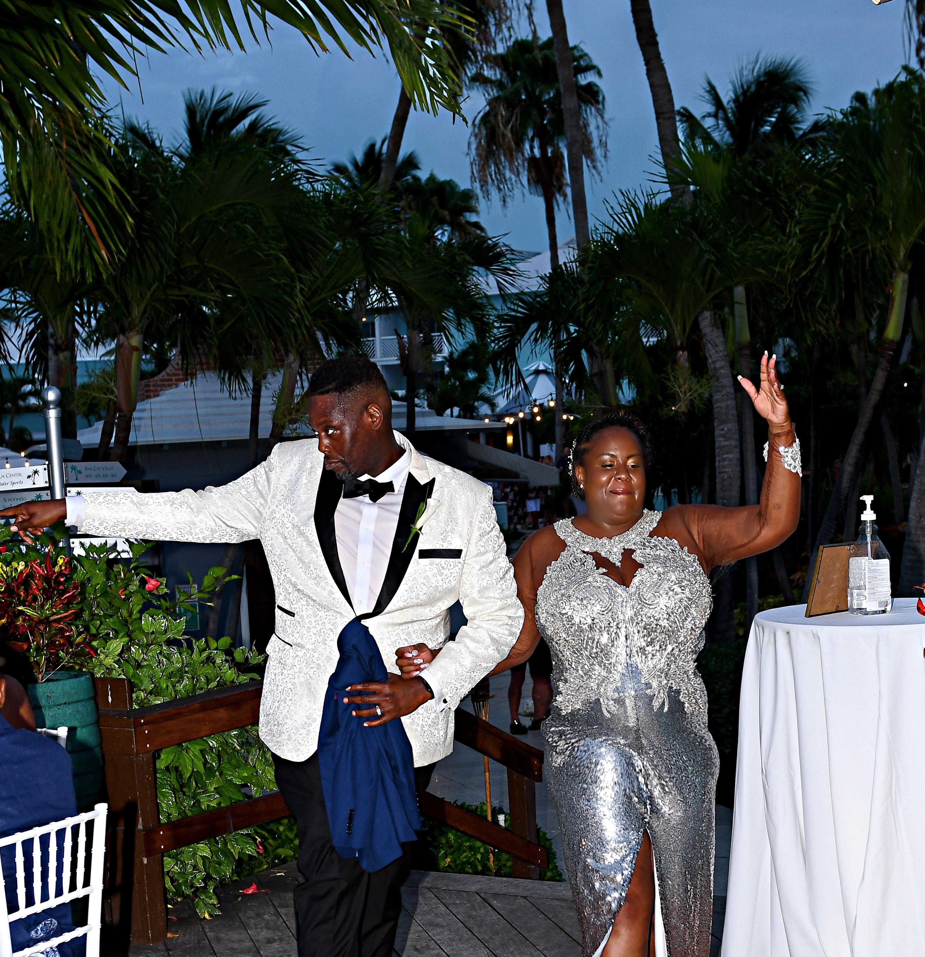 The Wedding Website of Lauren E. Turner and Jason D. Hines