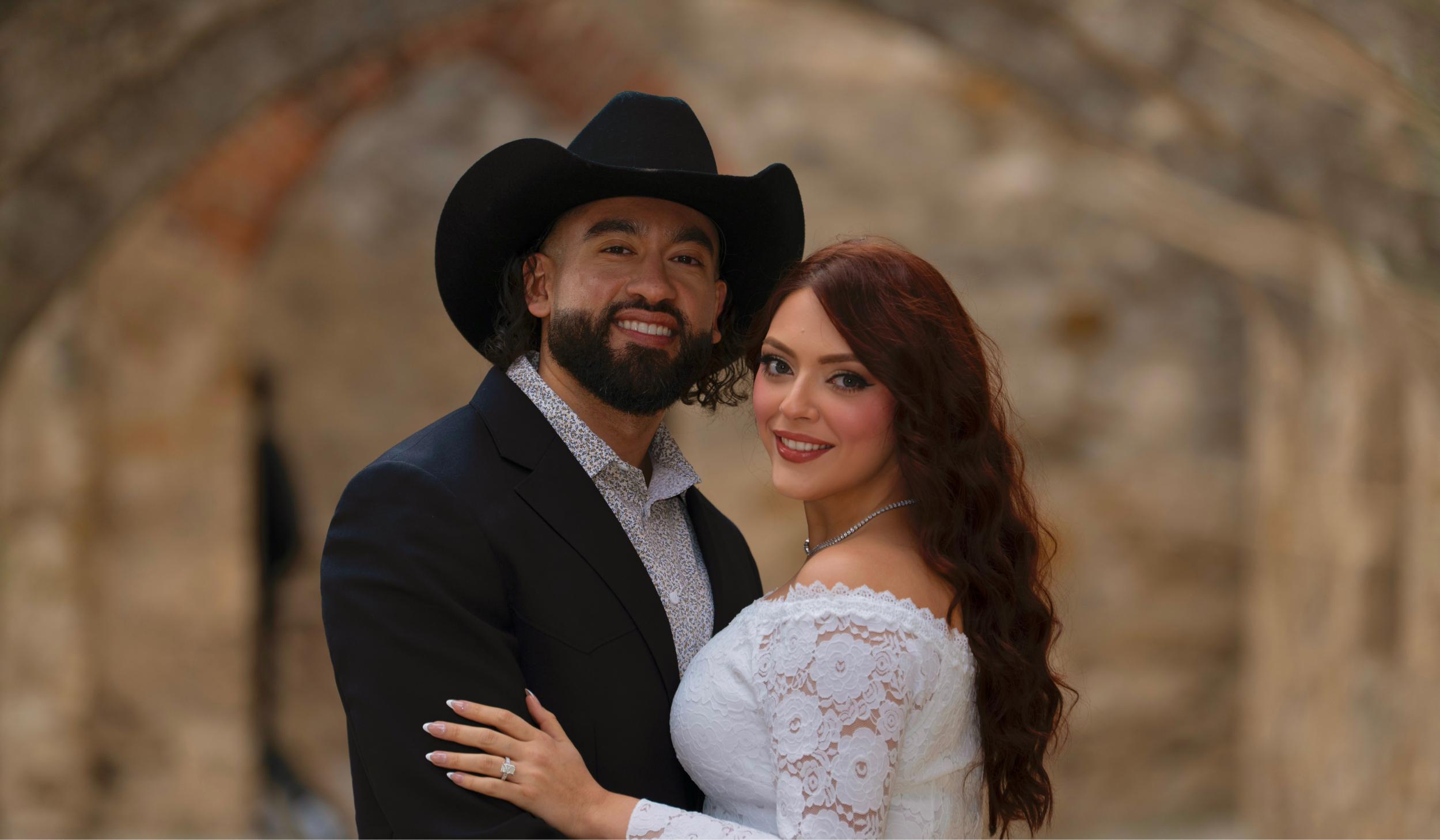 The Wedding Website of Martin Cantú and Victoria Lopez